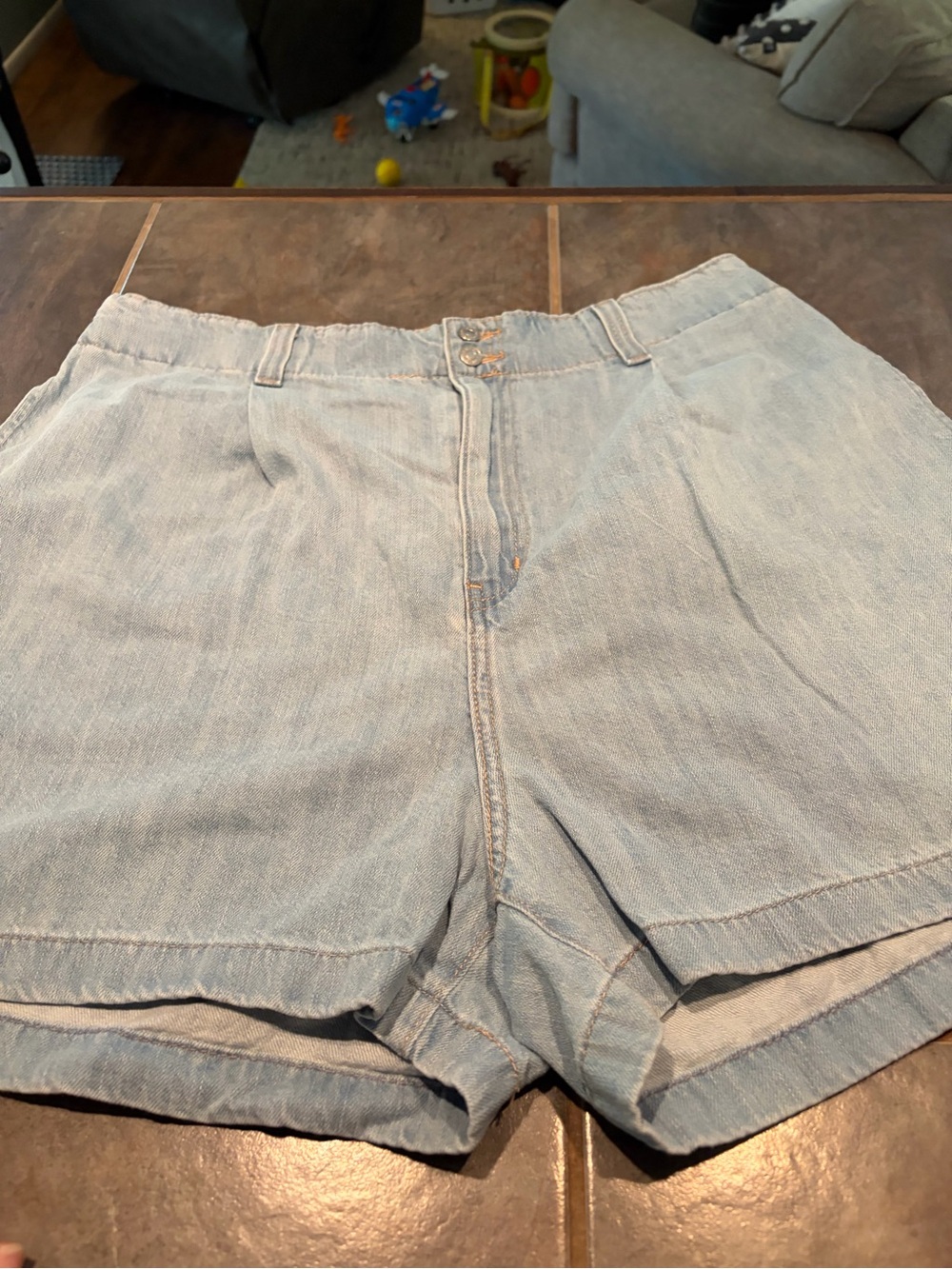 Denizen from Levi's Light Wash High-Waist Denim Shorts- size 16
